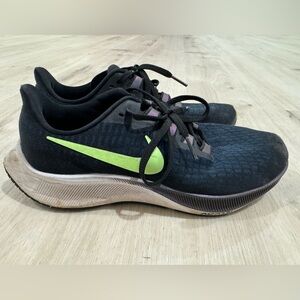 Nike Zoom women’s shoes size 9